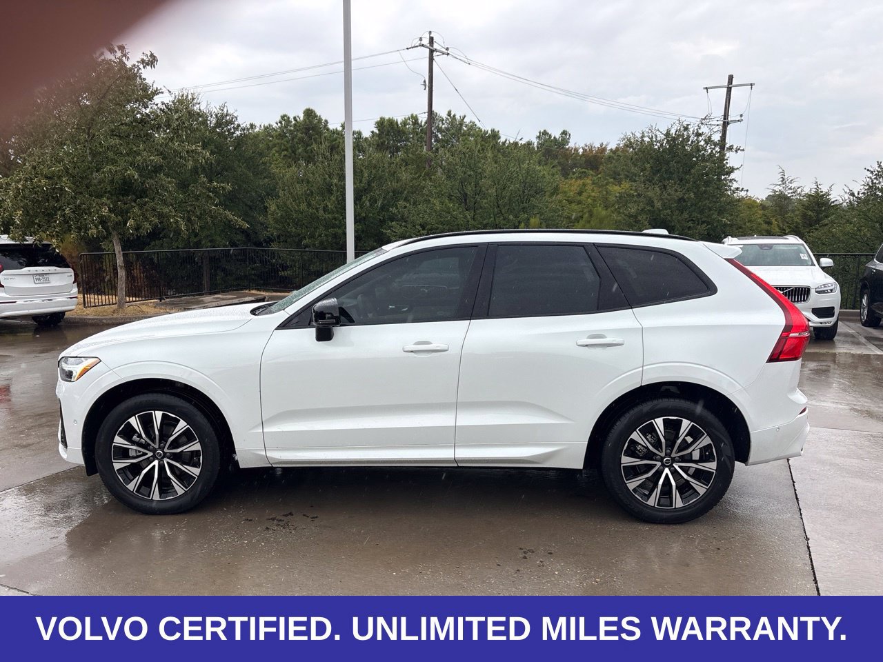Certified 2024 Volvo XC60 B5 Plus w/ Protection Package Premier AWD/4WD image 8