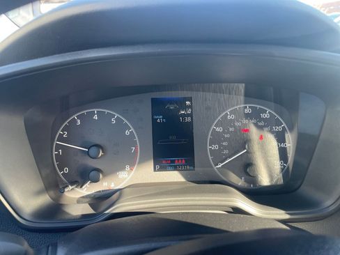 Used 2025 Toyota Corolla LE image 40