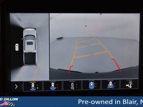 Used 2019 Chevrolet Silverado 1500 High Country w/ Technology Package image 3