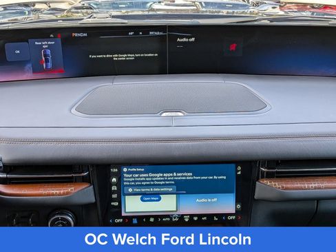 Certified 2025 Lincoln Navigator Black Label AWD/4WD image 21