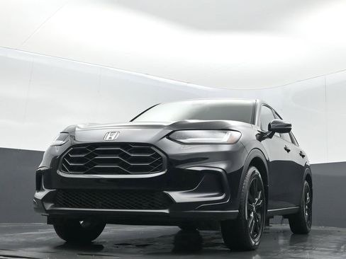 Certified 2026 Honda HR-V Sport image 8