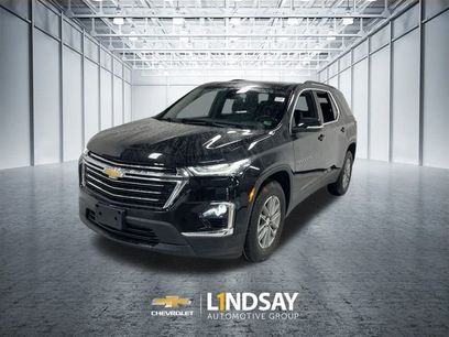 Used 2022 Chevrolet Traverse LT