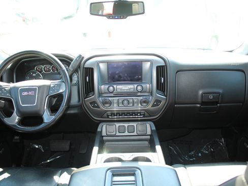 Used 2019 GMC Sierra 3500 SLT image 23