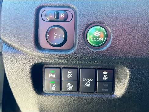 Used 2020 Honda Ridgeline Black Edition image 10