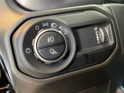 New 2023 Jeep Gladiator Sport image 9