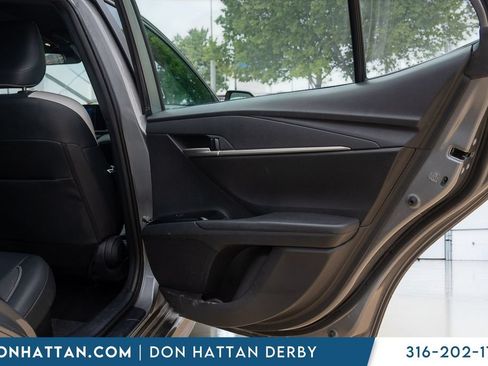 Used 2025 Toyota Camry SE FWD image 19