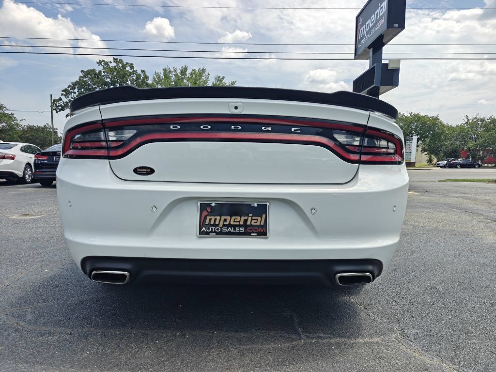 Used 2020 Dodge Charger SXT RWD image 6