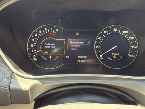 Used 2016 Lincoln MKX Reserve w/ Climate Package image 16