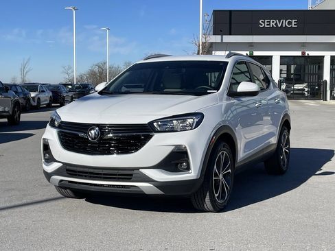 Used 2023 Buick Encore GX Select image 3