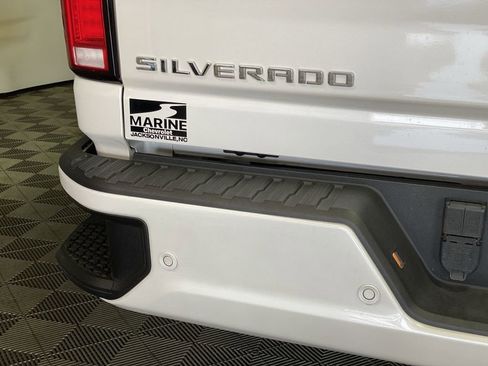 Certified 2024 Chevrolet Silverado 2500 High Country w/ High Country Premium Package AWD/4WD image 39