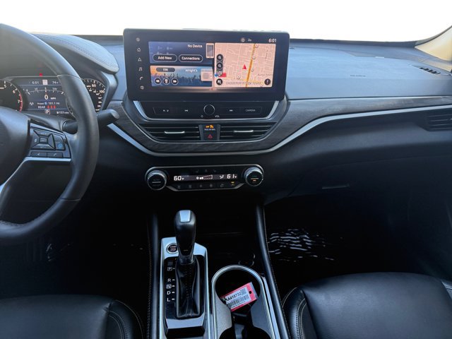 Used 2023 Nissan Altima 2.5 SL FWD image 15