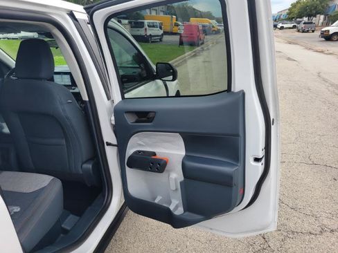 Used 2022 Ford Maverick XLT FWD image 39