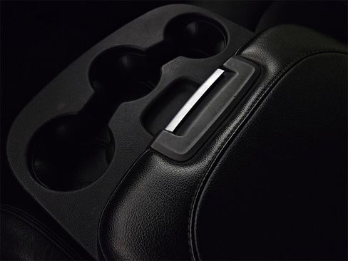 Used 2022 RAM 2500 Big Horn w/ Night Edition image 19