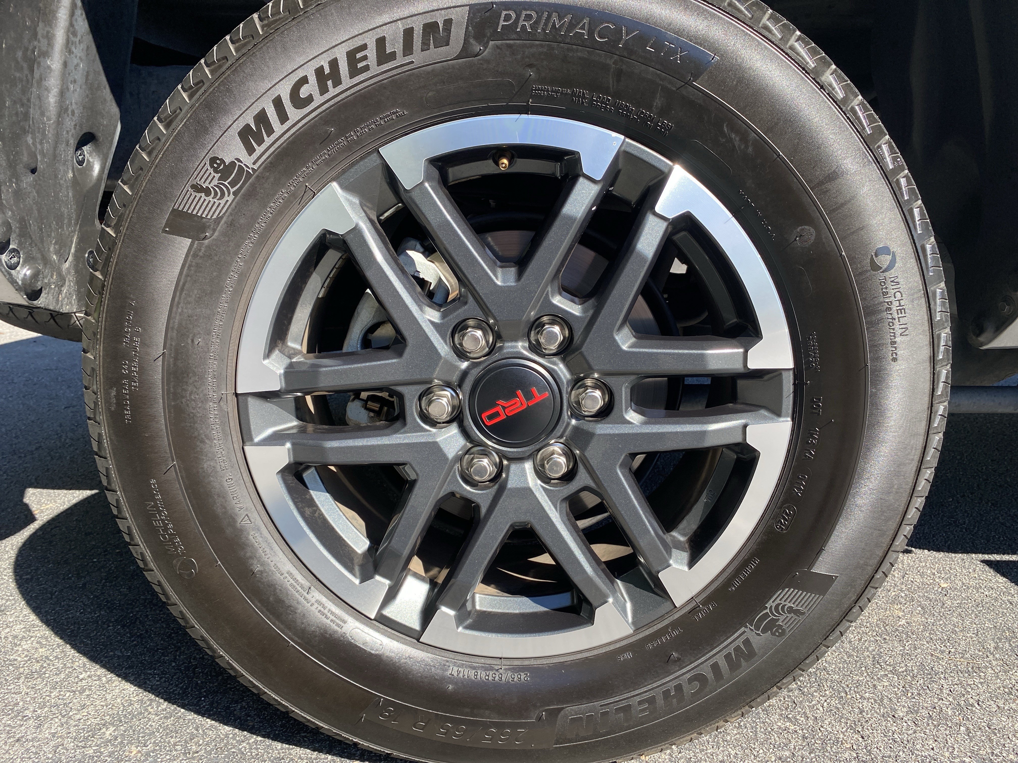 Used 2025 Toyota Tacoma TRD Sport AWD/4WD image 44