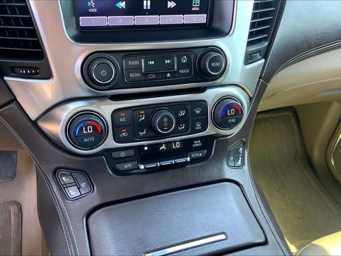 Used 2015 Chevrolet Tahoe LTZ AWD/4WD image 35