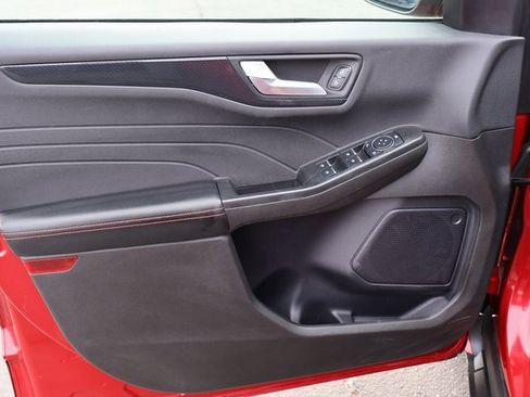 Used 2024 Ford Escape ST-Line w/ Tech Pack #1 image 27