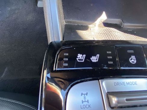 Used 2024 Hyundai Tucson Limited image 18