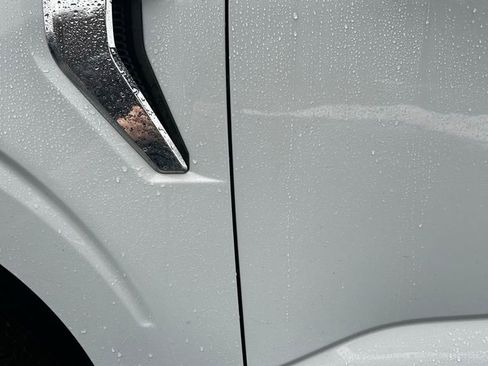 Used 2025 Ford F150 Lariat w/ Equipment Group 501A Mid image 6