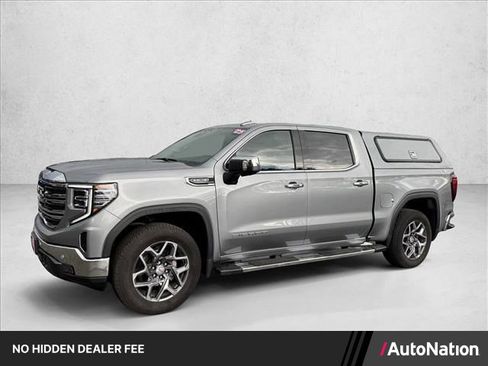 Used 2025 GMC Sierra 1500 SLT w/ SLT Premium Plus Package AWD/4WD image 1