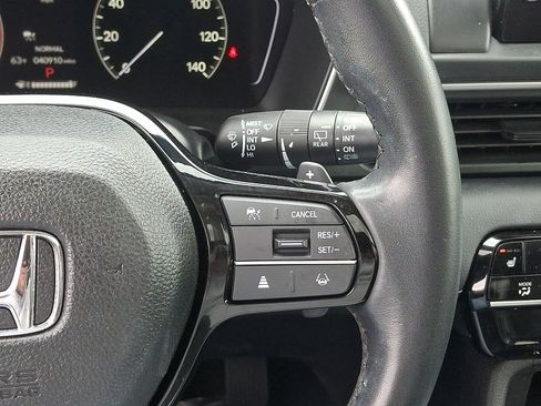 Used 2023 Honda Pilot Touring image 23