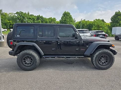 Used 2022 Jeep Wrangler Unlimited Rubicon w/ Xtreme Recon 35" Tire Package AWD/4WD image 8