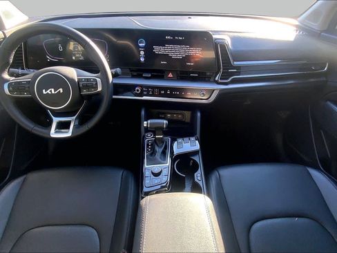 Used 2024 Kia Sportage EX AWD/4WD image 14