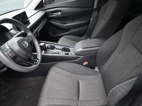 Used 2024 Honda Accord LX image 11