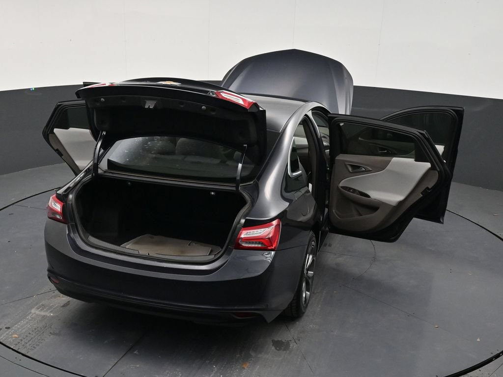 Used 2022 Chevrolet Malibu LT FWD image 32