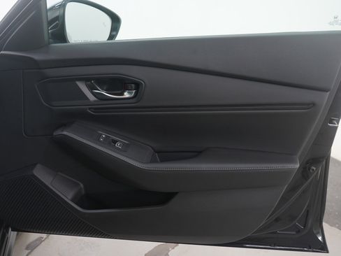 Used 2024 Honda Accord Sport image 9