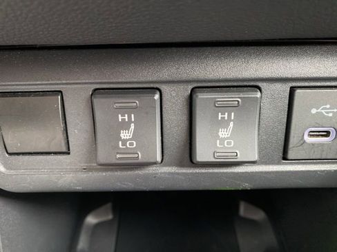 Certified 2024 Toyota Corolla Cross XLE image 12