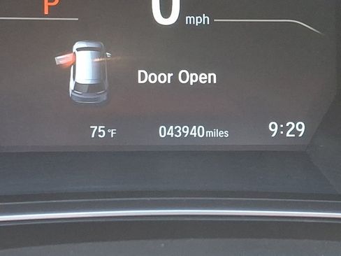 Used 2019 Honda CR-V Touring image 21