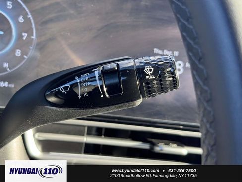 Used 2025 Hyundai Elantra SEL image 22