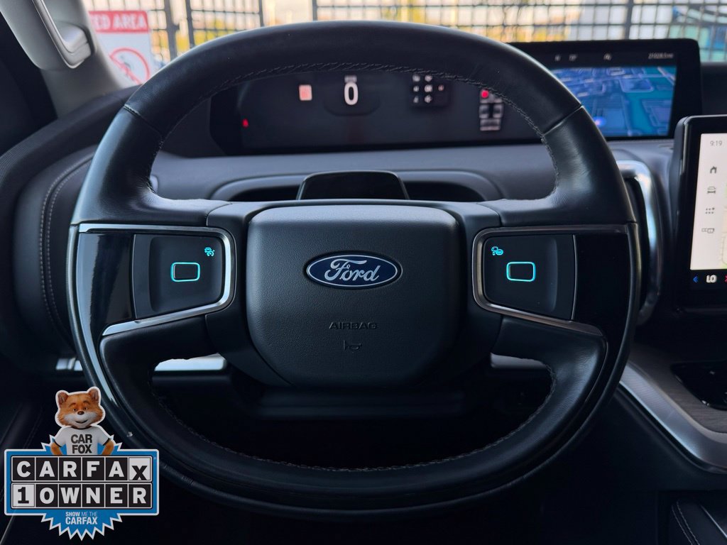 Used 2025 Ford Expedition Max Platinum AWD/4WD image 12