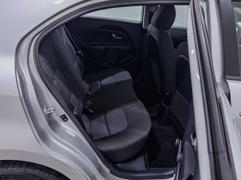 Used 2016 Kia Rio LX image 16