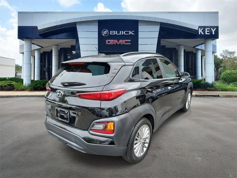 Used 2018 Hyundai Kona SEL image 3