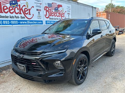 Certified 2024 Chevrolet Blazer RS w/ Driver Confidence II Package image 6