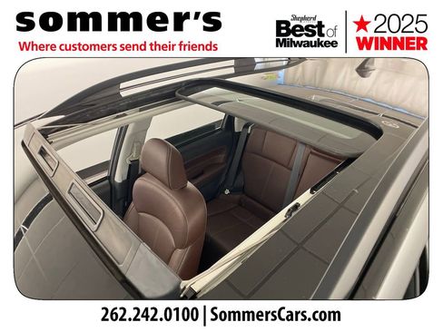 Used 2017 Subaru Forester 2.5i Touring w/ Popular Package #2 image 18