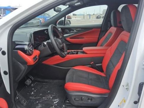 Used 2024 Chevrolet Blazer EV RS image 10