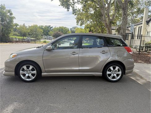 Used 2003 Toyota Matrix XRS FWD image 2