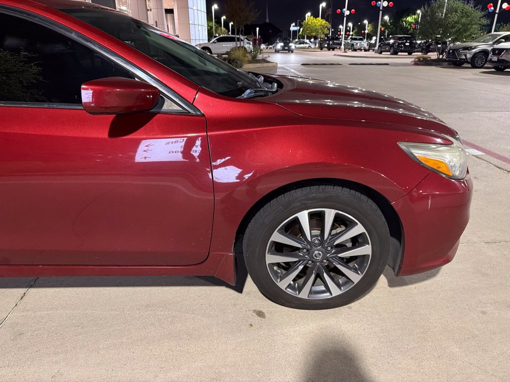 Used 2017 Nissan Altima 2.5 SV FWD image 16