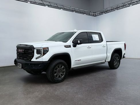 Used 2024 GMC Sierra 1500 AT4X image 7