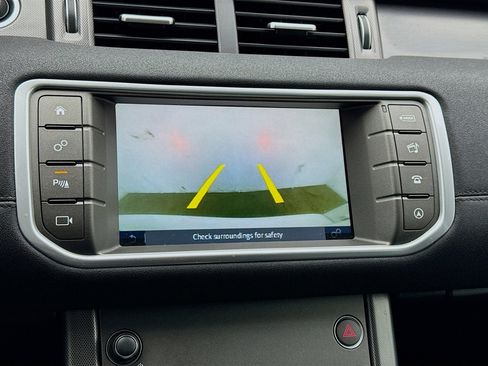 Used 2018 Land Rover Range Rover Evoque image 10