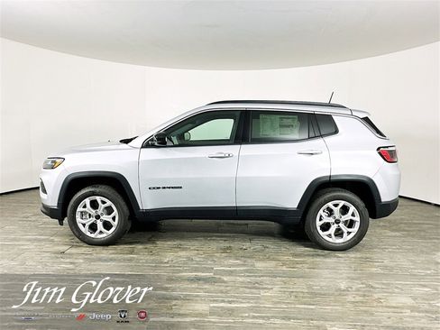 New 2026 Jeep Compass Latitude image 5