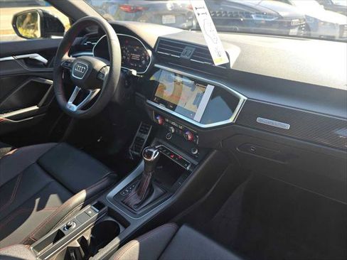 New 2025 Audi Q3 2.0T Premium Plus image 12