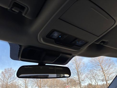 Used 2023 Ford F150 XLT image 37