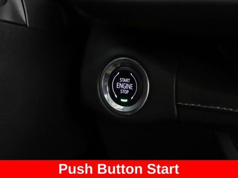 Used 2022 Buick Envision Essence w/ Safety Package FWD image 23