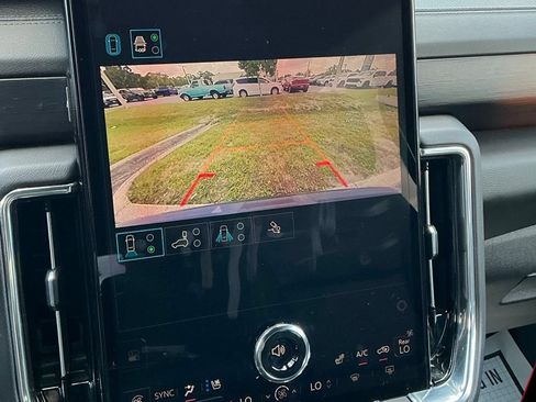 Certified 2025 GMC Yukon Denali RWD image 38