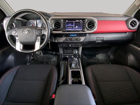 Used 2022 Toyota Tacoma SR5 w/ Technology Package RWD image 16
