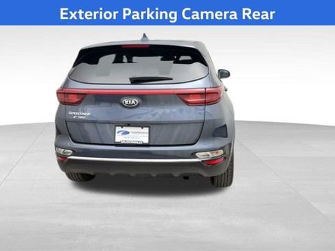 Used 2022 Kia Sportage LX FWD image 3