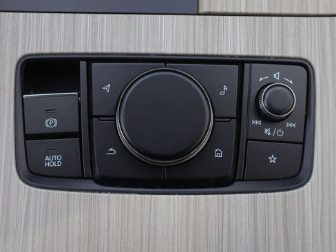 Certified 2024 MAZDA CX-90 Plug-In Hybrid w/ Premium Pkg image 25